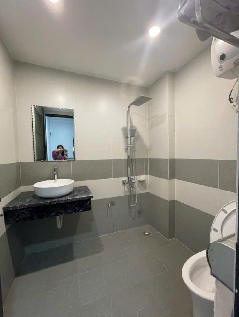 Chậm là hết! Phố VIP Đào Tấn, 20m ra phố, ô tô đỗ cửa, 42m2*4T.